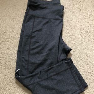 Xersion charcoal capri workout pants. Size L